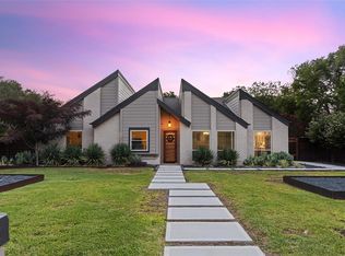 2004 Aspen Dr, Lewisville, TX 75077
