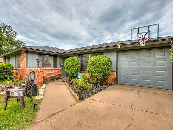2nd image of 3321 Westover Terrace Dr