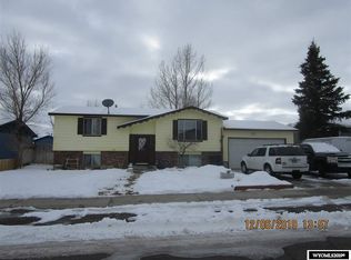 1410 Moran Dr, Green River, WY 82935