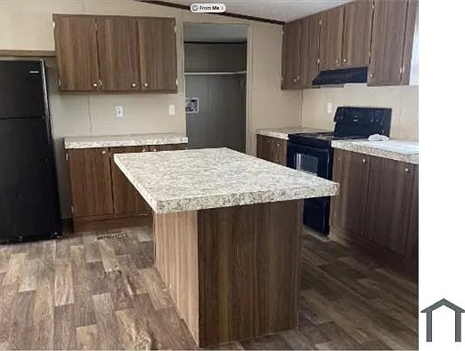 4 bed, 1700 sqft, $2,395 — Photo 4
