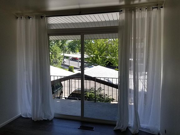 Office/bedroom