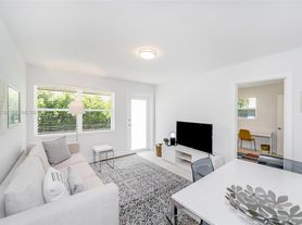6210 SW 59th Pl, Miami, FL