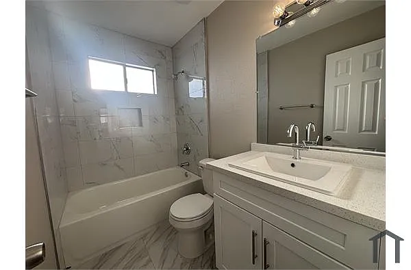 Building Photo - 3610 Cecile Ave #C