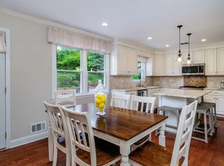 31 Pinehurst Dr, Purchase, NY 10577