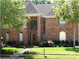3rd image of 1107 Plantation Dr
