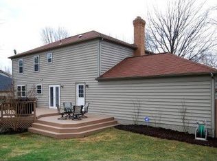 18851 Cross Country Ln, Gaithersburg, MD 20879