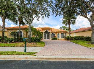 3747 Recreation Ln, Naples, FL 34116