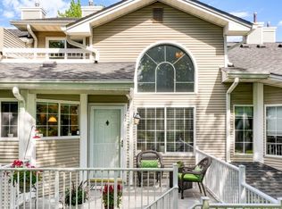 32 Bentley Ct #32, Bedminster, NJ 07921