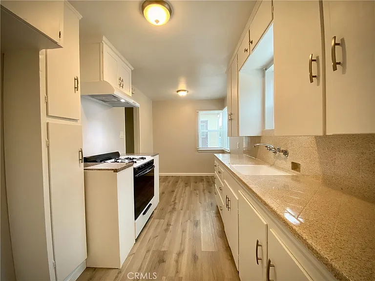 508 Raymond Ave #508A — Photo 10
