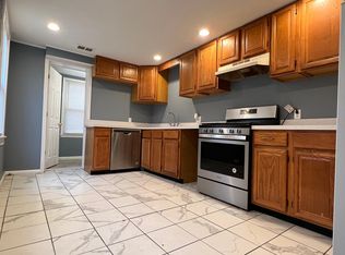 523 S Ann St #2, Baltimore, MD 21231
