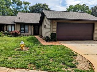 410 Sparrow Hawk Ct, Greer, SC 29650