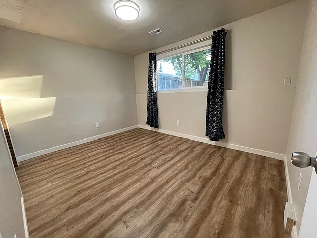 2908 S Pines Rd — Photo 10