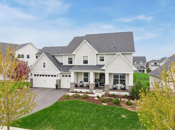 5137 Boulder Ln, Chaska, MN 55318