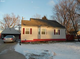 1315 S Genesee Rd, Burton, MI 48509