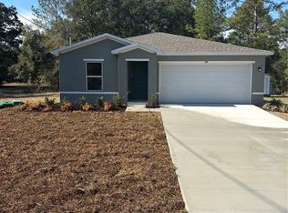34 Bay Place Crse, Ocklawaha, FL 32179
