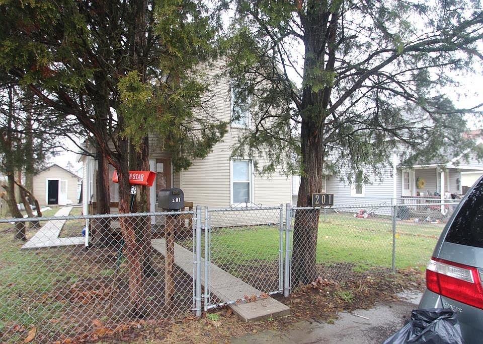 1st image of 201 Neil Ave