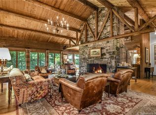 1544 Ponus Rdg, New Canaan, CT 06840