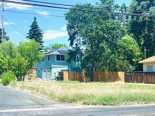 1st image of 1945 Lakeshore Blvd Lot 14-15