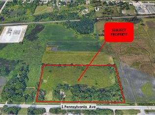 9277 S Pennsylvania Ave, Oak Creek, WI 53154
