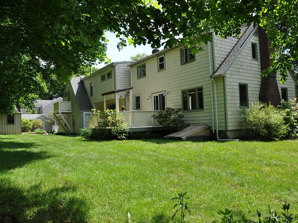 2nd image of 16 Elnew Ave