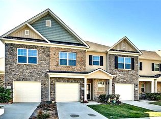 4026 Canterwood Dr, Greensboro, NC 27410