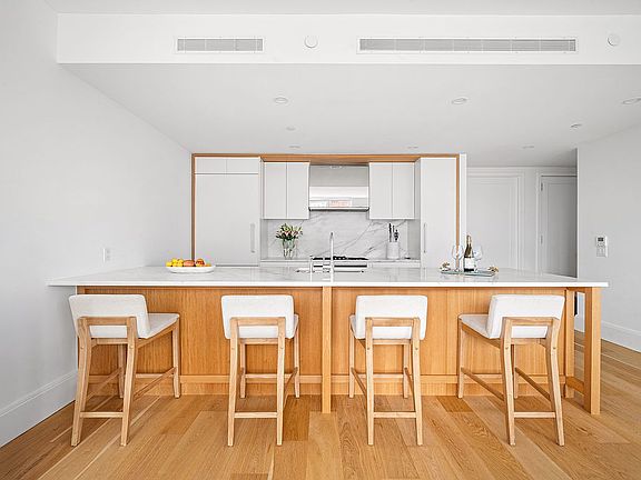 4th image of 368 3rd Ave #11AA