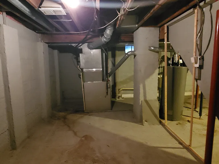 Basement - 3rd view