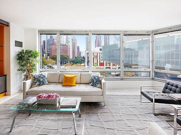 4th image of 150 Columbus Ave APT 4C