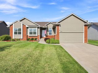 2231 N Burning Tree St, Wichita, KS 67228