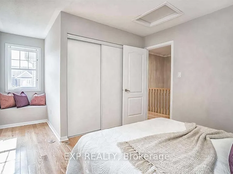 945 Sprague Pl — Photo 20