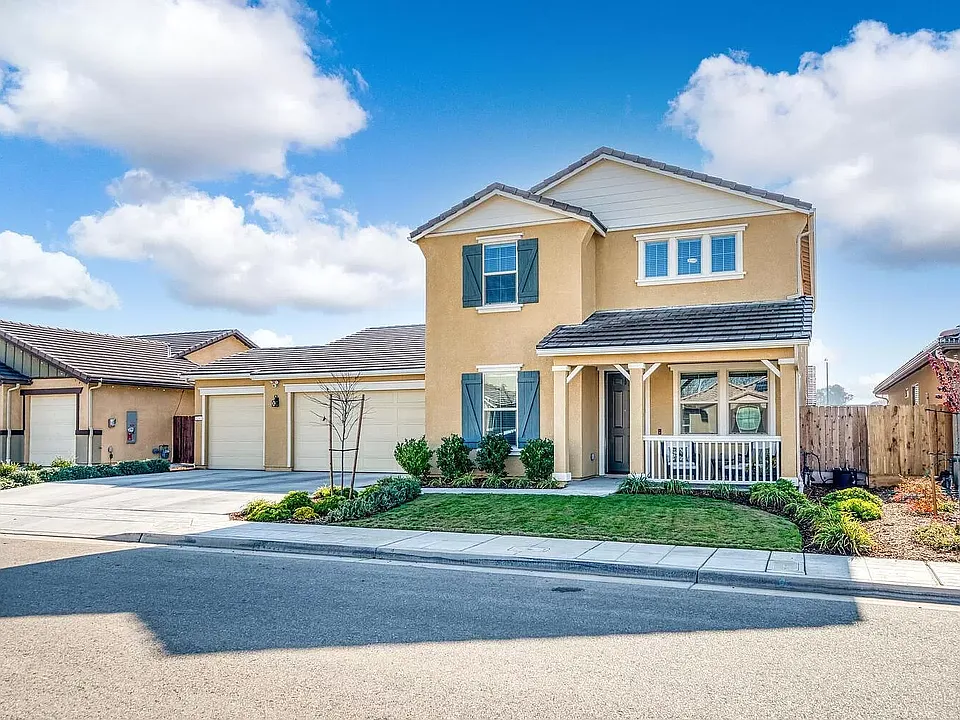 7241 E Adena Ave