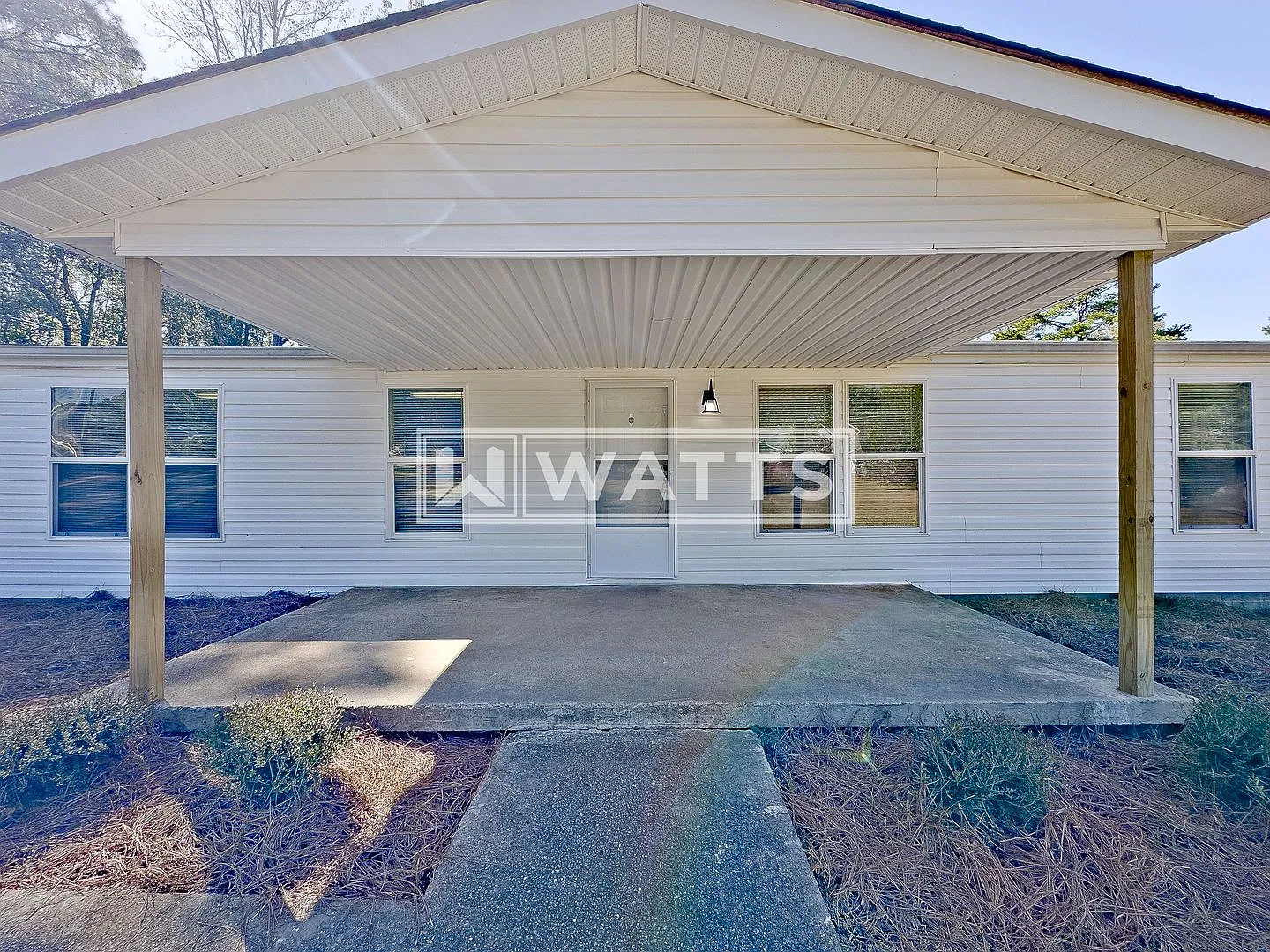 Single-Level 3BR/2BA on a Big Lot in Dora — Photo 2