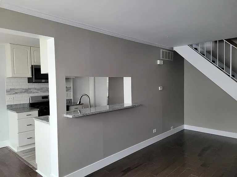 362 Farmingdale Cir #31 — Photo 3