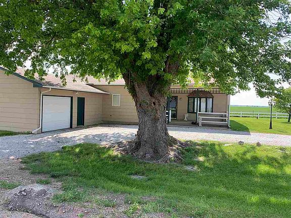 4th image of 75905 Road 424