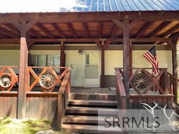 3767 Lodge Pole Ln, Island Park, ID 83429