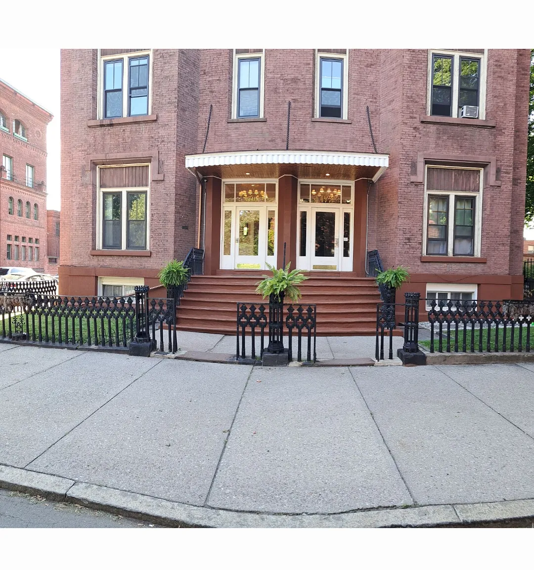 1 bed, $1,275 — Photo 1