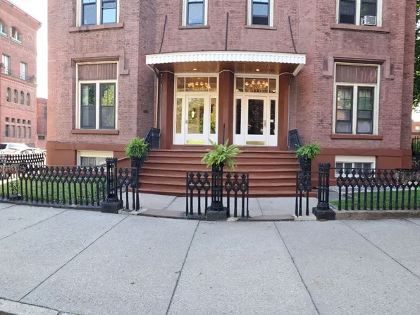 179 2nd St, Troy, NY