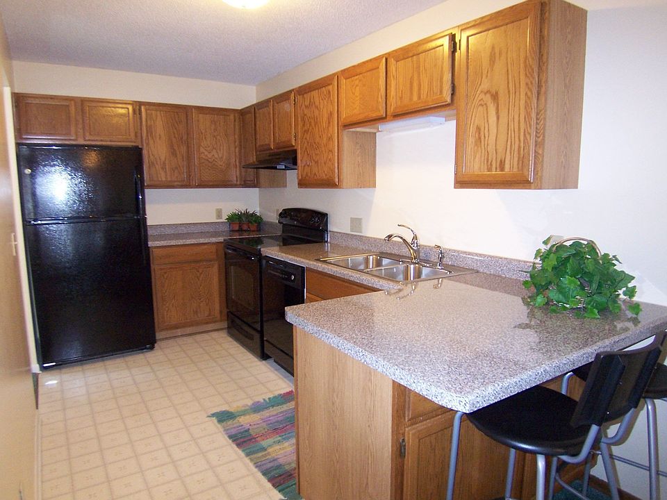 New appliances and counters