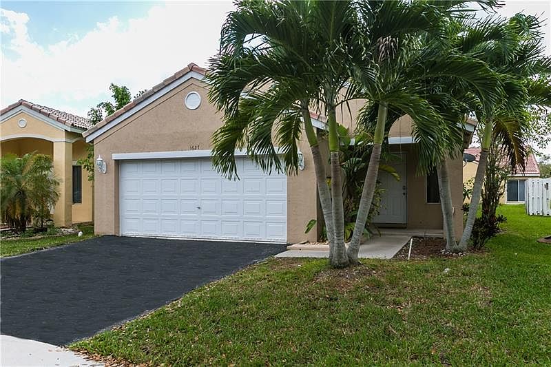 1st image of 1627 Palermo Dr