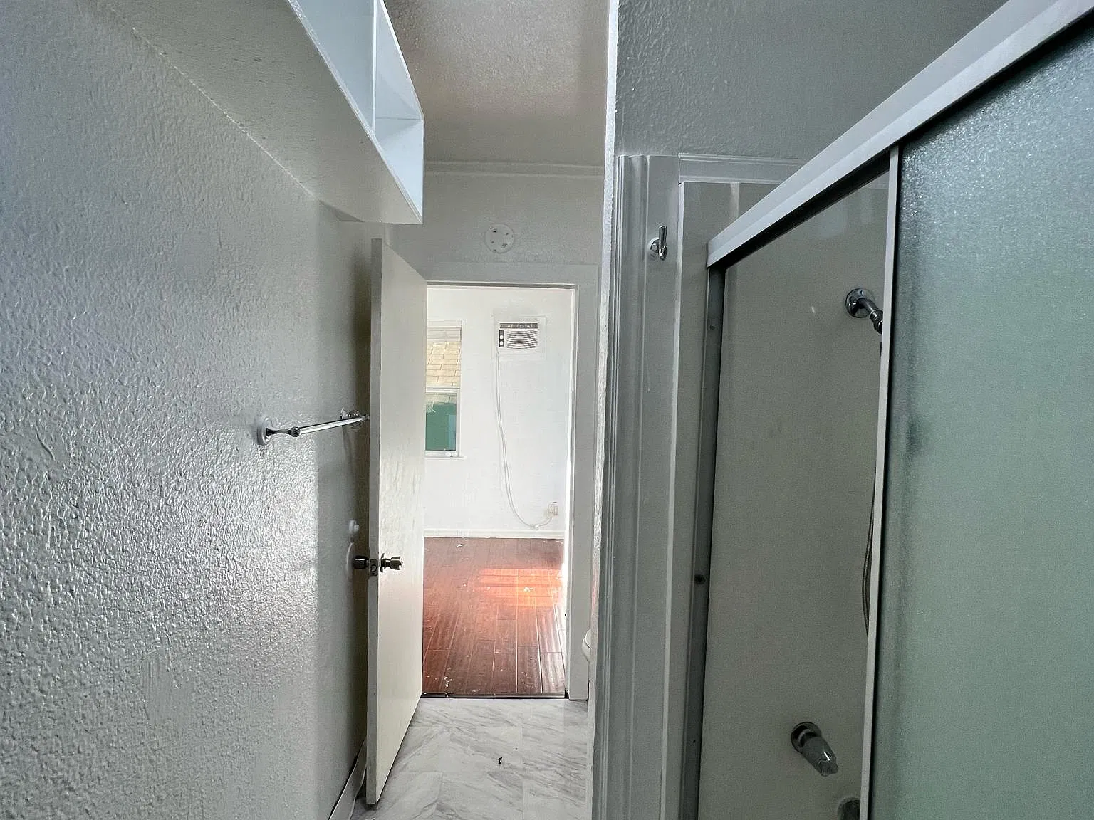 1 bed, 800 sqft, $1,850 — Photo 3