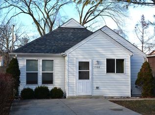 1508 Round Lake Dr, Round Lake Beach, IL