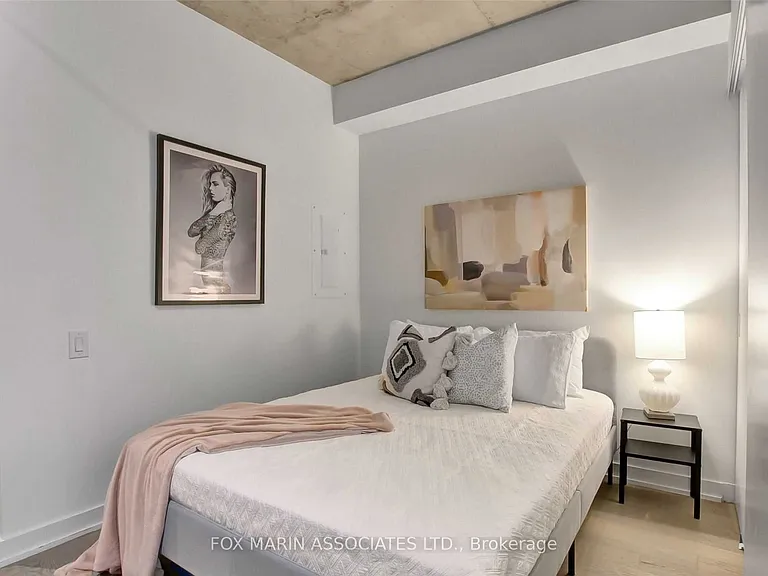 39 Brant St #523 — Photo 8