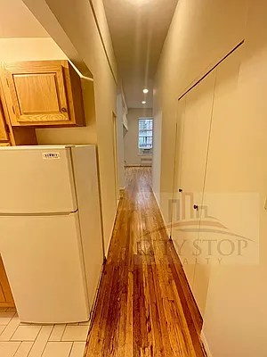 Rented by City Stop Realty | media 23