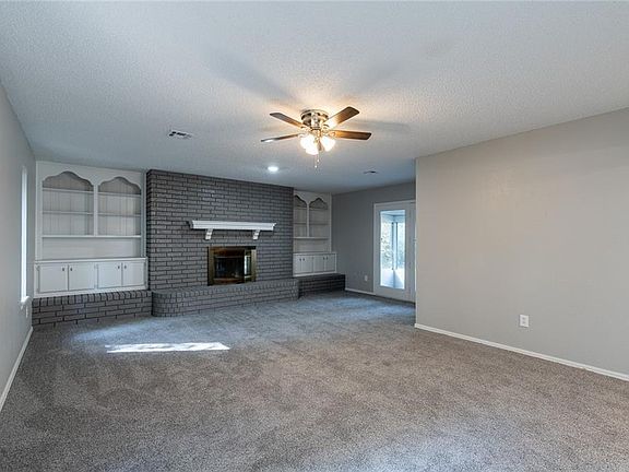 3rd image of 4857 Koelsch Dr