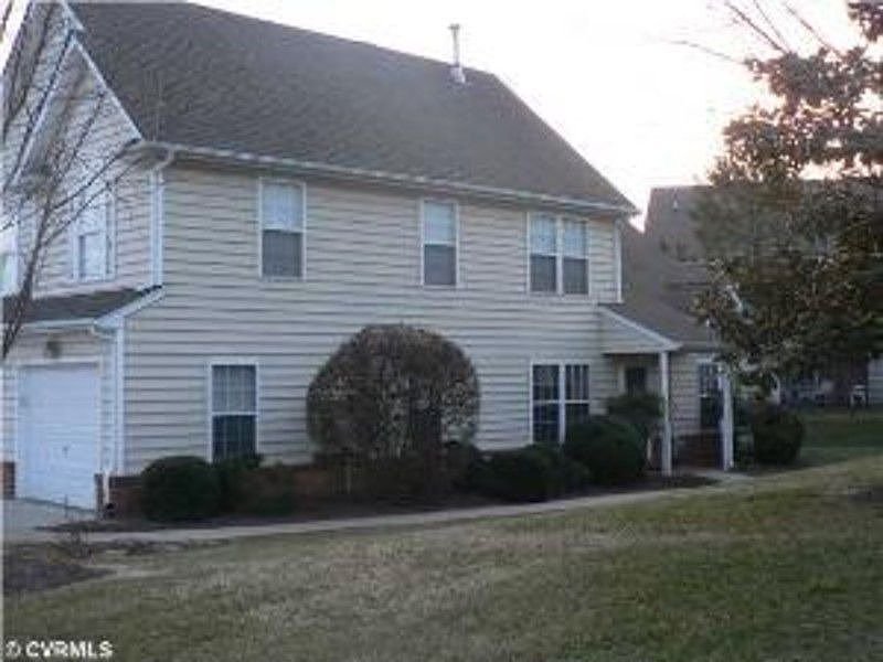 1st image of 618 Hazeltine Ct