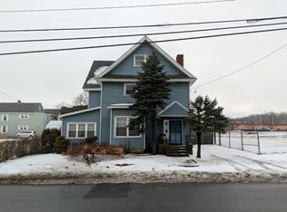 197 N Main St, Mechanicville, NY 12118