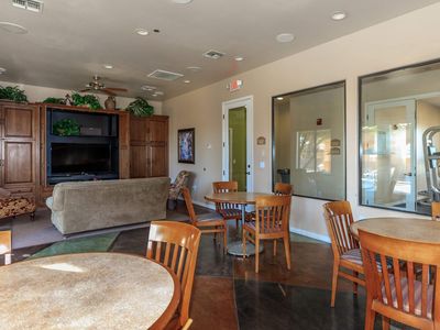 Cloudbreak Communities - Victory Place Apartment Rentals - Phoenix, AZ