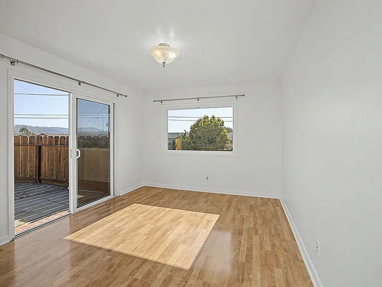 1119 Sunnyhill Ct — Photo 12