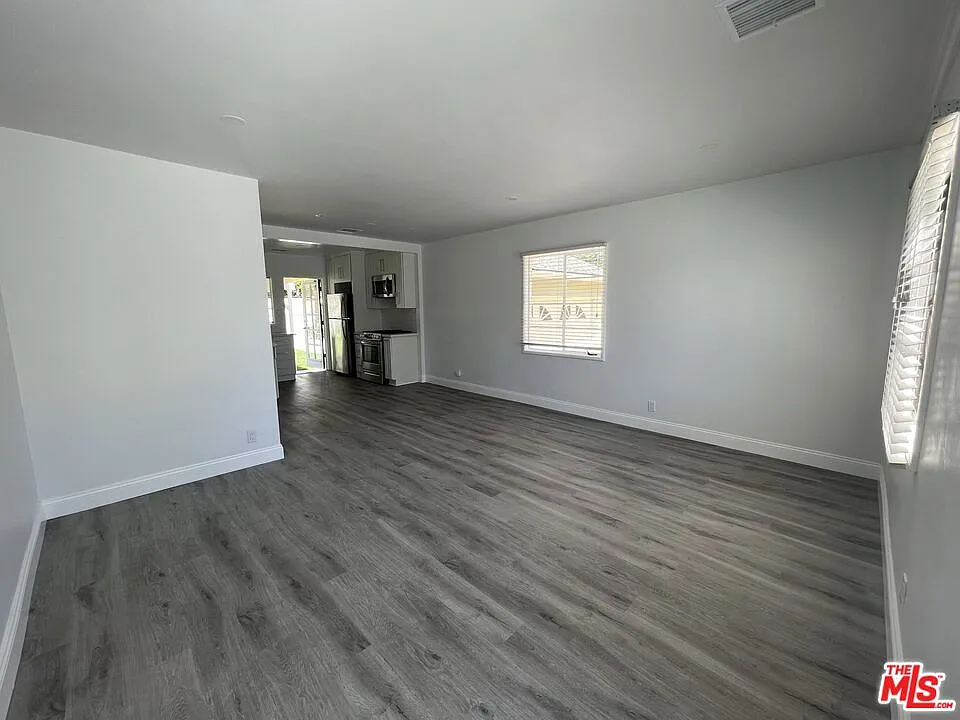 Building Photo - 5835 Shoshone Ave