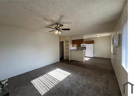 2305 E Main St — Photo 5
